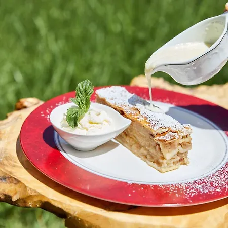 Hubertushof - Ihr Mit Herz Leutasch