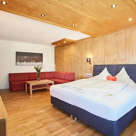 Hubertushof - Ihr Mit Herz Hotel Leutasch