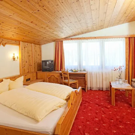 Hotel Hubertushof - Ihr Mit Herz Leutasch